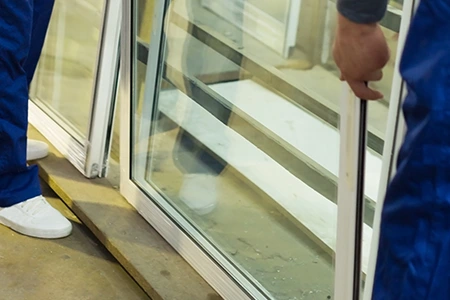 Commercial Glass Repair Technician in Ormond Beach, FL